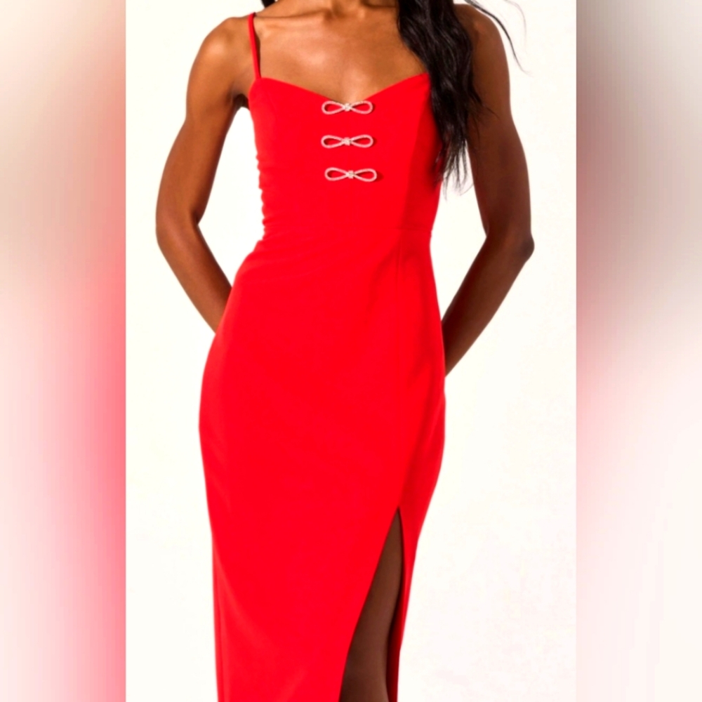 Elegant Red Sleeveless Dress